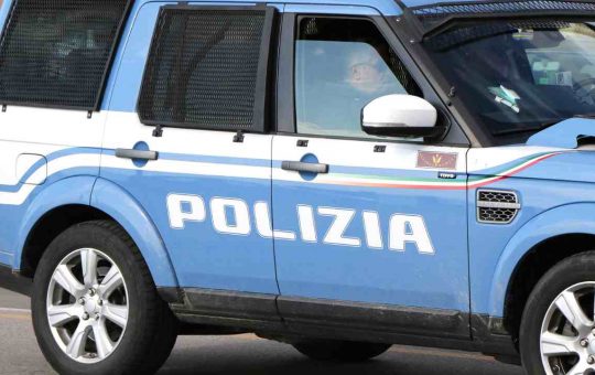 Volante Polizia - Fonte Depositphotos - tuttosuimotori.it