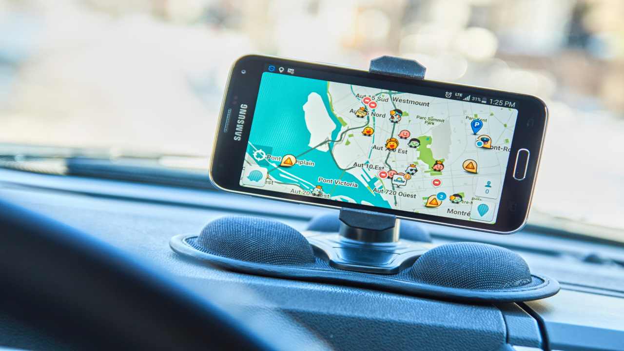 Waze navigazione in auto