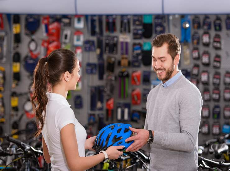 Acquistare un casco per la bici