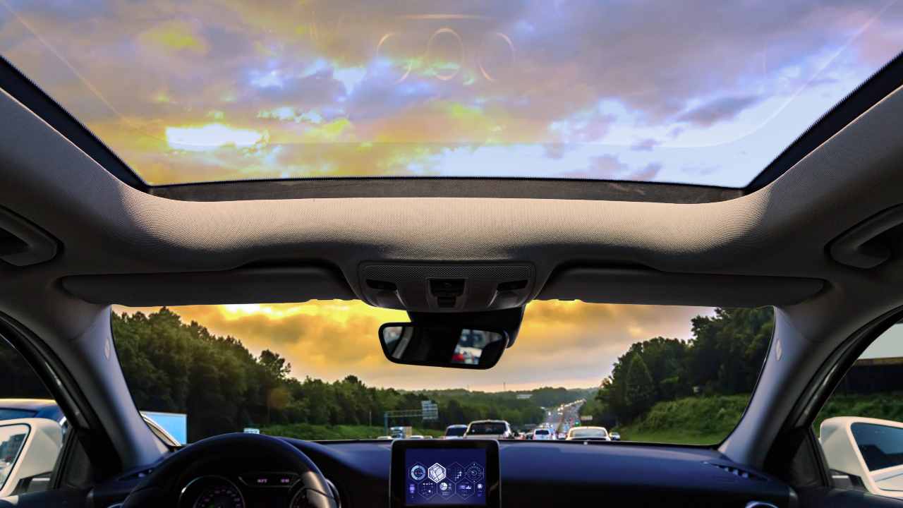 panoramic car roof