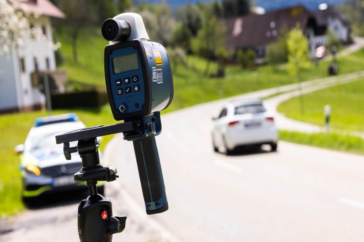 autovelox radar - depositphotos - tuttosuimotori.it
