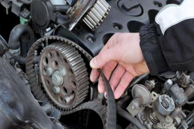 cinghia di distribuzione - depositphotos - tuttosuimotori.it