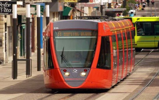 Tram nel contesto urbano