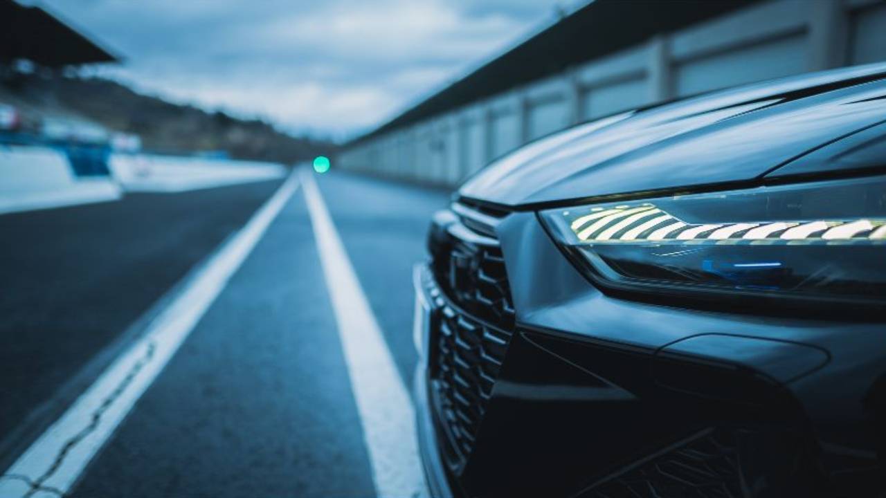 Le luci dell'auto