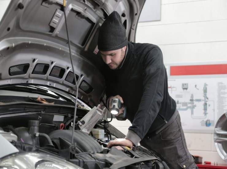 Sostituzioni componenti auto