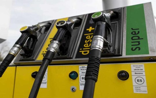 benzina o diesel - depositphotos - tuttosuimotori.it