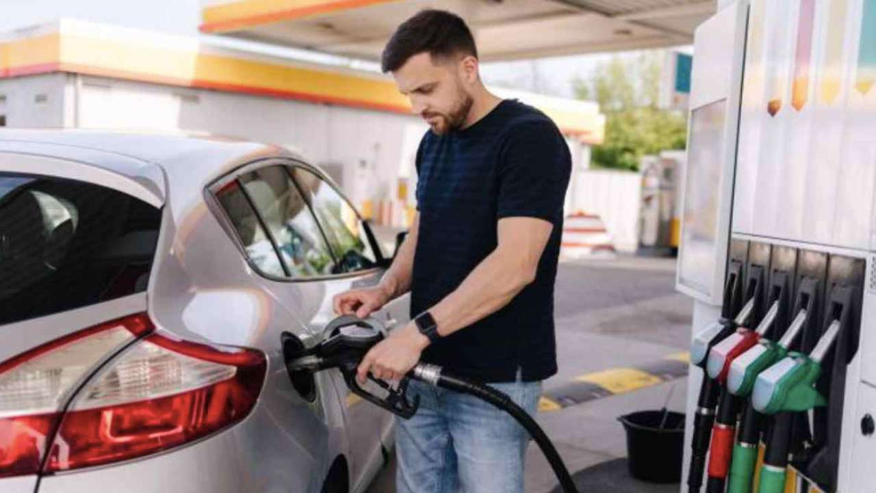 Rifornimento carburante
