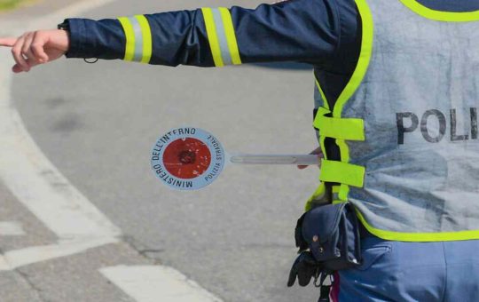 codice della strada - ansa - tuttosuimotori.it