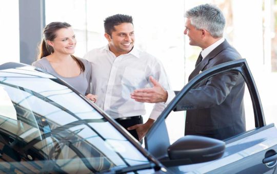 spese-pazze-auto-nuova-depositphotos-tuttosuimotori.it