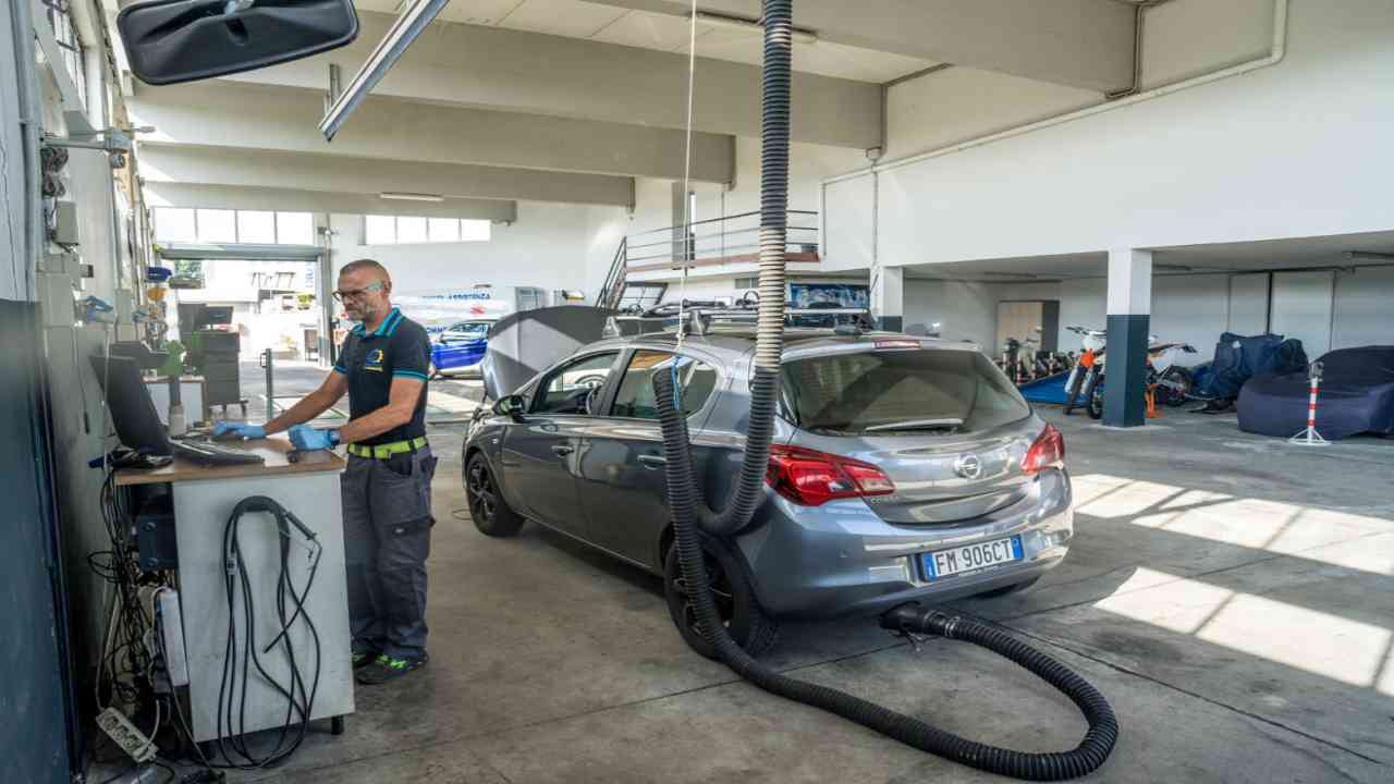 stazione di revisoine - decar - tuttosuimotori.it